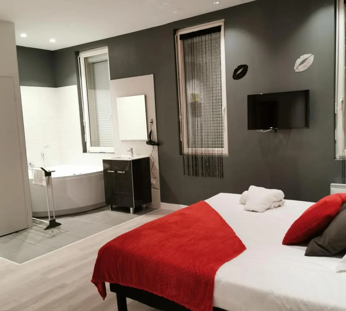 Bienvenus A These - Love Room Marseille